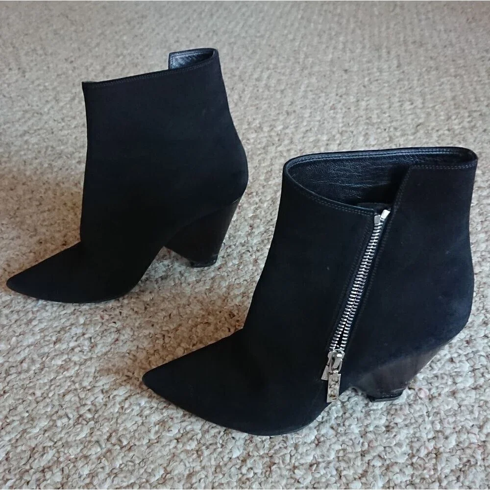 Saint Laurent Niki Asymmetric black Suede Ankle Boot size 36.5 - Picture 4 of 16